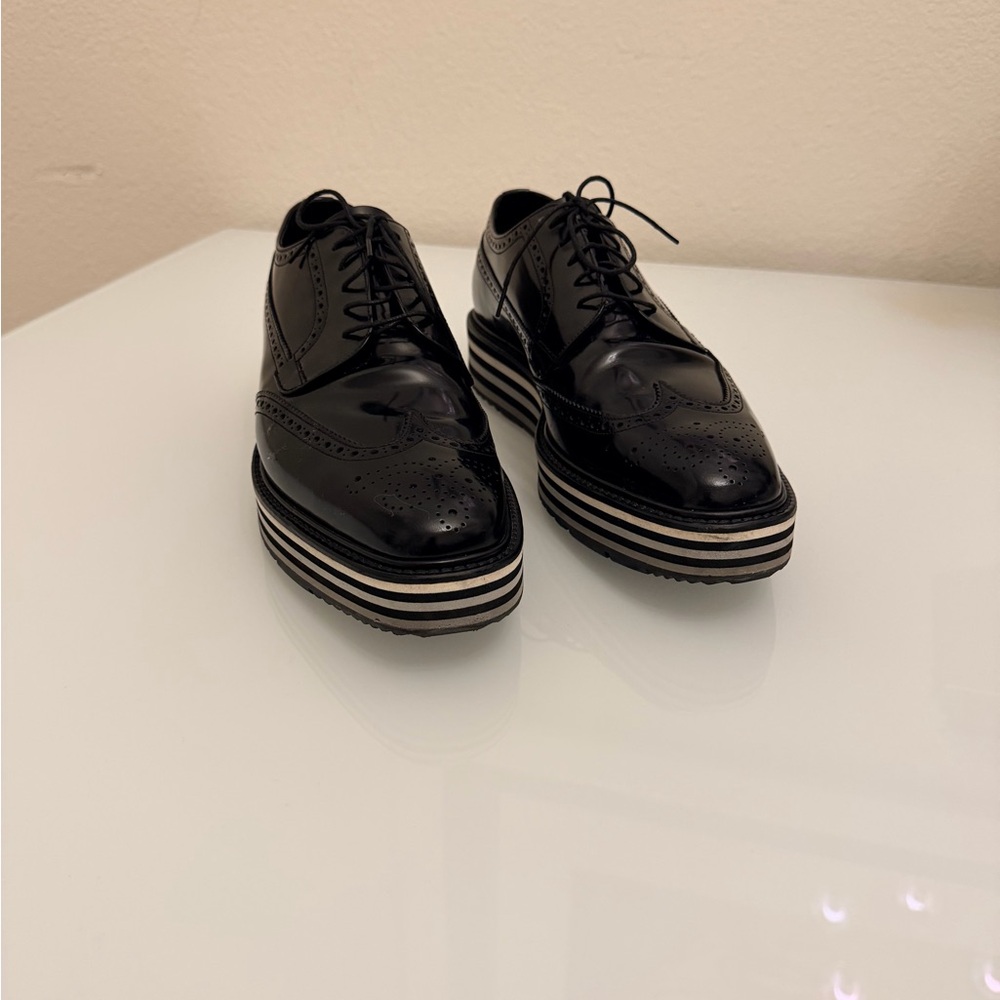 Prada Men's Black Leather Platform Brogues - Picture 5 of 6